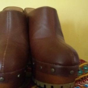 Chestnut Studded Marcy Clog